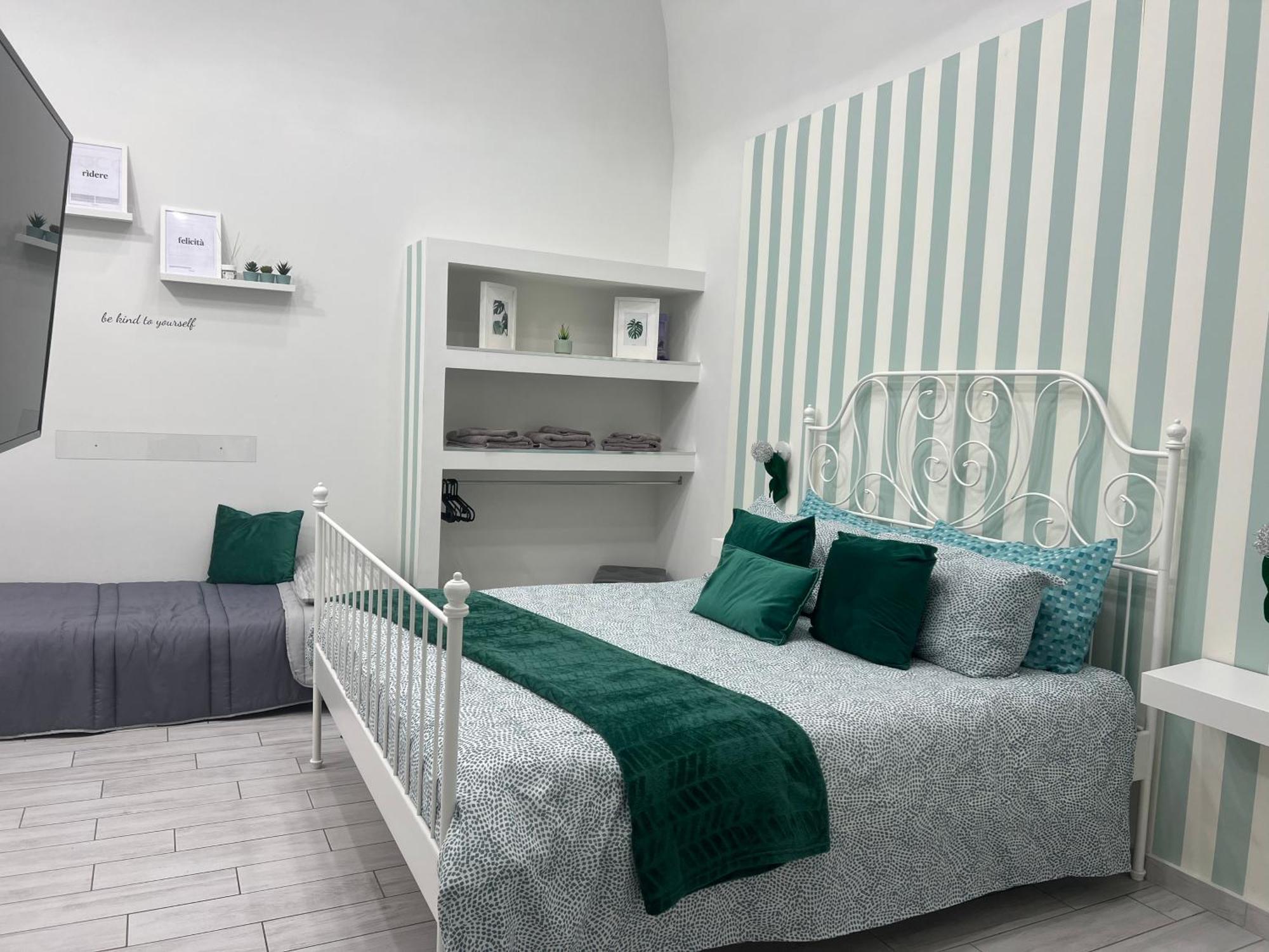 Beatrice Home Napoli Esterno foto